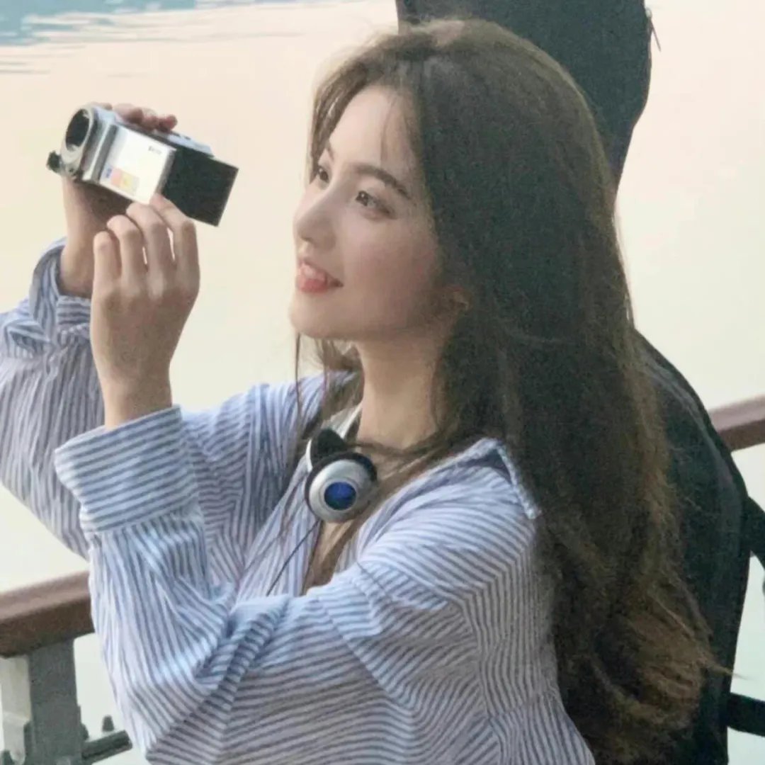 离婚后总裁弟弟赖上我